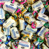 CONFECTIONERY LOLLIES MACKINTOSH TOFFEES 800GMS